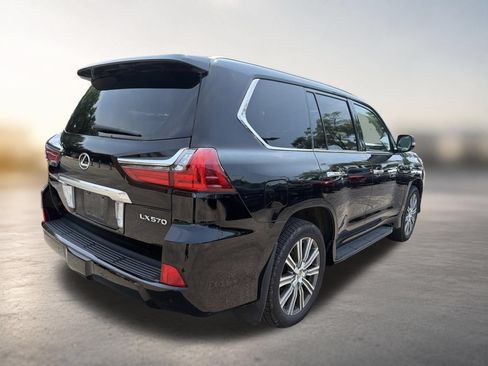 Used 2017 Lexus LX 570 4WD image 6