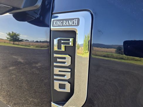 Used 2022 Ford F350 King Ranch w/ King Ranch Ultimate Package image 6