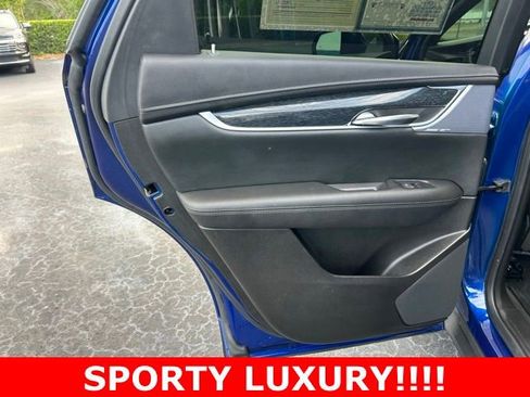 Used 2023 Cadillac XT5 Premium Luxury FWD image 13