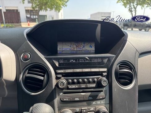 Used 2015 Honda Pilot Touring image 4