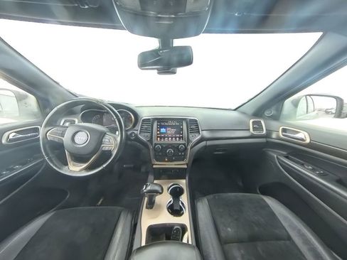Used 2014 Jeep Grand Cherokee Altitude image 24