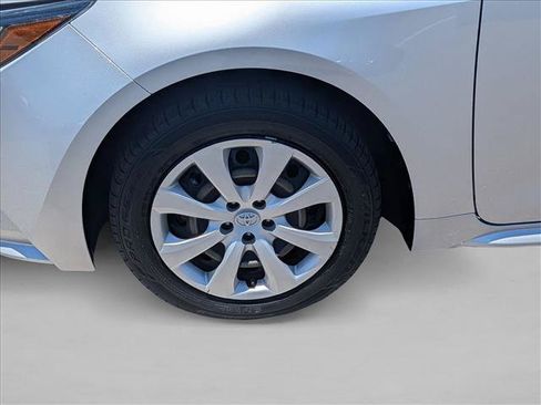 Used 2020 Toyota Corolla LE w/ Carpet Mat Package (TMS) FWD image 15