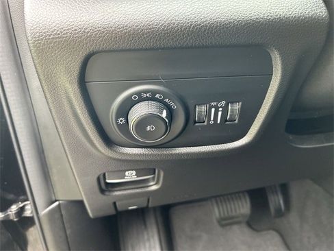 Certified 2022 Jeep Grand Cherokee L Overland image 17