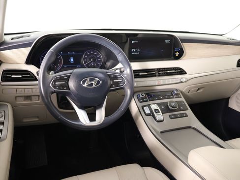 Used 2022 Hyundai Palisade SEL w/ 8P Bench Seat Package FWD image 2