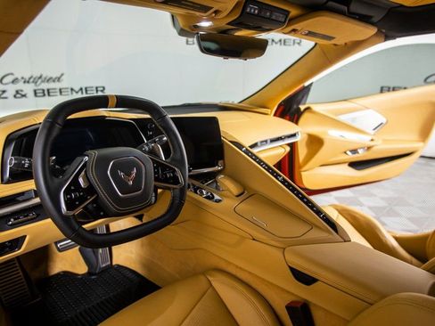 Used 2023 Chevrolet Corvette Stingray Premium Cpe w/ Z51 Performance Package image 17