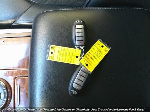 Used 2015 INFINITI QX80 2WD w/ Deluxe Technology Package image 59