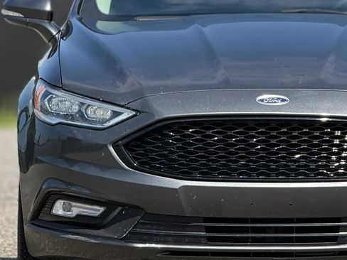 Used 2017 Ford Fusion Titanium FWD image 11