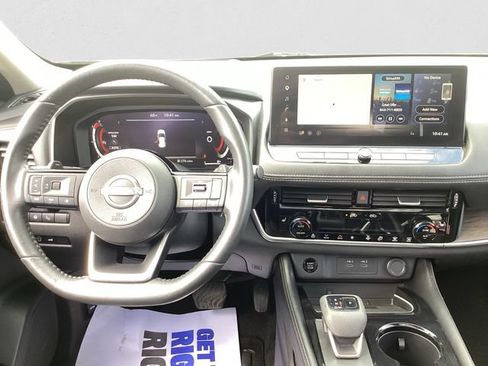 Used 2024 Nissan Rogue Platinum w/ Platinum Premium Package AWD/4WD image 10