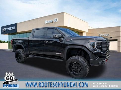 Used 2025 GMC Sierra 1500 AT4 w/ AT4 Premium Package AWD/4WD image 1