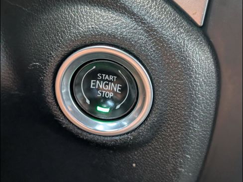 Used 2020 Chevrolet Silverado 1500 LT Trail Boss AWD/4WD image 7