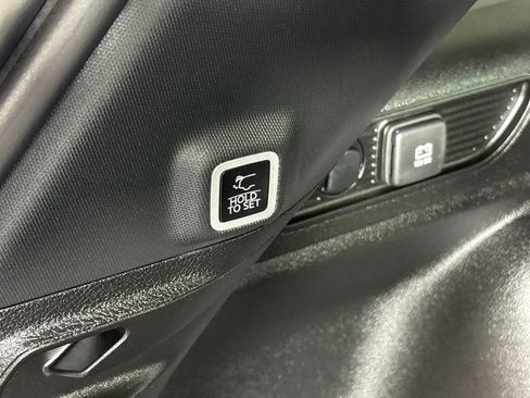 Used 2024 Jeep Grand Cherokee Altitude AWD/4WD image 22