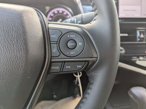 Used 2023 Toyota Camry SE image 26