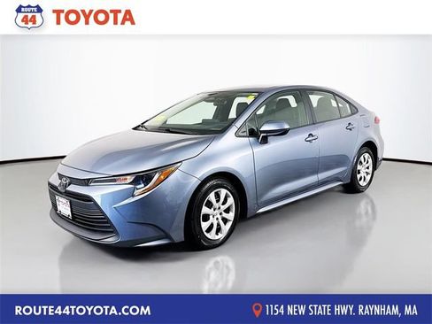 Certified 2024 Toyota Corolla LE FWD image 1