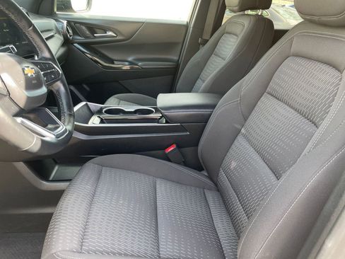 Used 2025 Chevrolet Equinox LT image 27