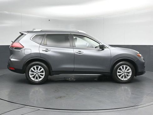 Used 2020 Nissan Rogue SV FWD image 8