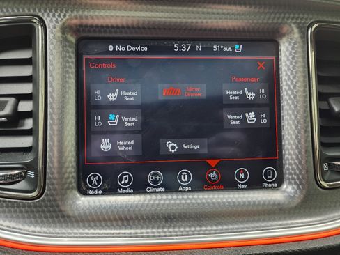 Used 2017 Dodge Challenger SRT Hellcat RWD image 15