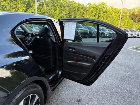 Used 2017 Acura TLX FWD image 26