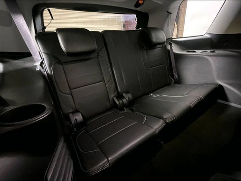 Used 2016 GMC Yukon Denali w/ Open Road Package RWD image 23