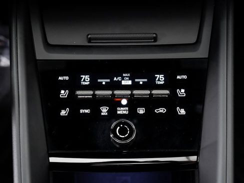 Used 2025 Porsche Macan Electric image 19