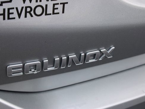 Used 2024 Chevrolet Equinox LT w/ Driver Convenience Package AWD/4WD image 28