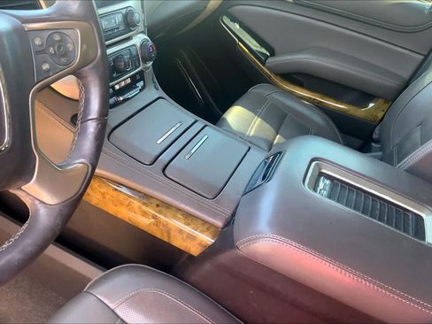 Used 2017 GMC Yukon XL Denali w/ Open Road Package AWD/4WD image 16