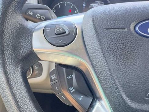 Used 2022 Ford Transit Connect XLT FWD image 26