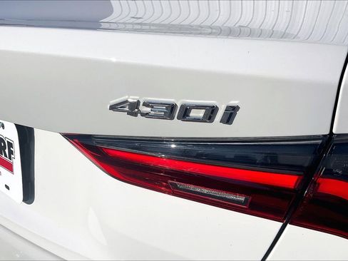 Used 2021 BMW 430i xDrive Coupe w/ M Sport Package image 10