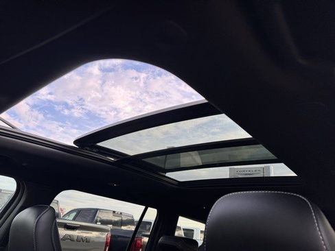 New 2025 Jeep Grand Cherokee L Limited image 27