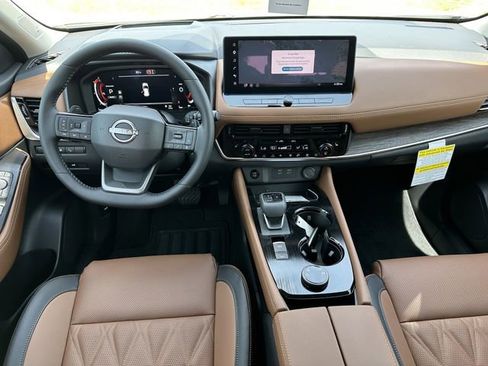 New 2026 Nissan Rogue Platinum AWD/4WD image 18