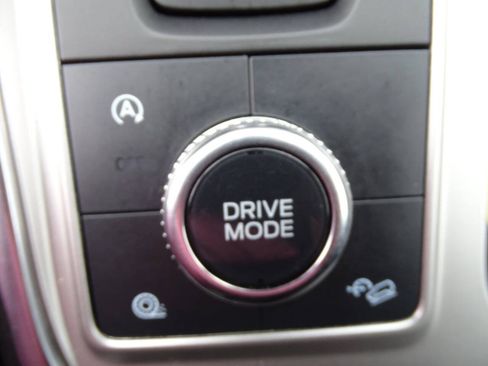 Used 2020 Ford Explorer AWD XLT w/ Equipment Group 202A image 36