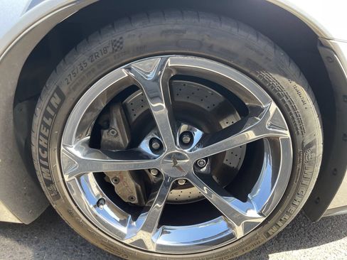 Used 2012 Chevrolet Corvette Grand Sport w/ 4LT Preferred Equipment Group RWD image 4