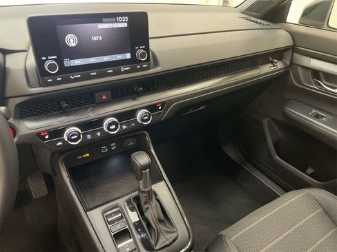 Certified 2025 Honda CR-V Sport image 29