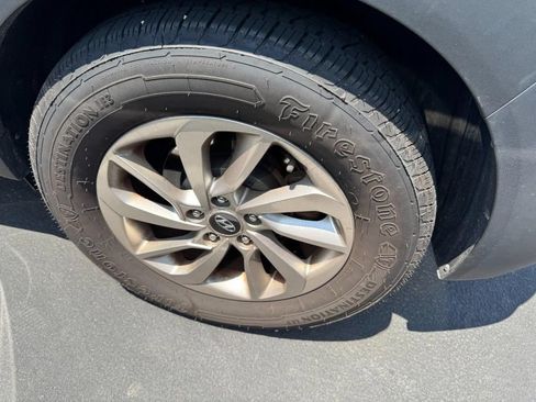 Used 2018 Hyundai Tucson SE FWD image 4