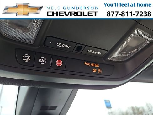 Used 2023 Chevrolet Traverse Premier image 25
