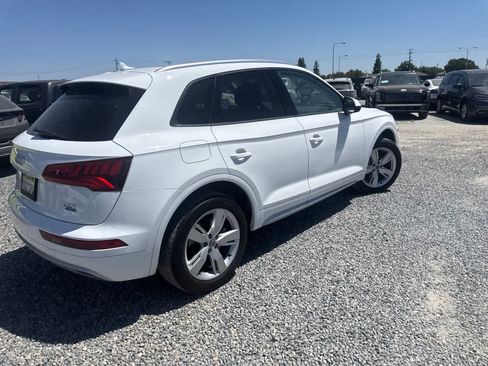 Used 2018 Audi Q5 2.0T Premium AWD/4WD image 4