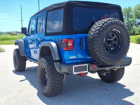 Used 2024 Jeep Wrangler Unlimited Rubicon AWD/4WD image 25