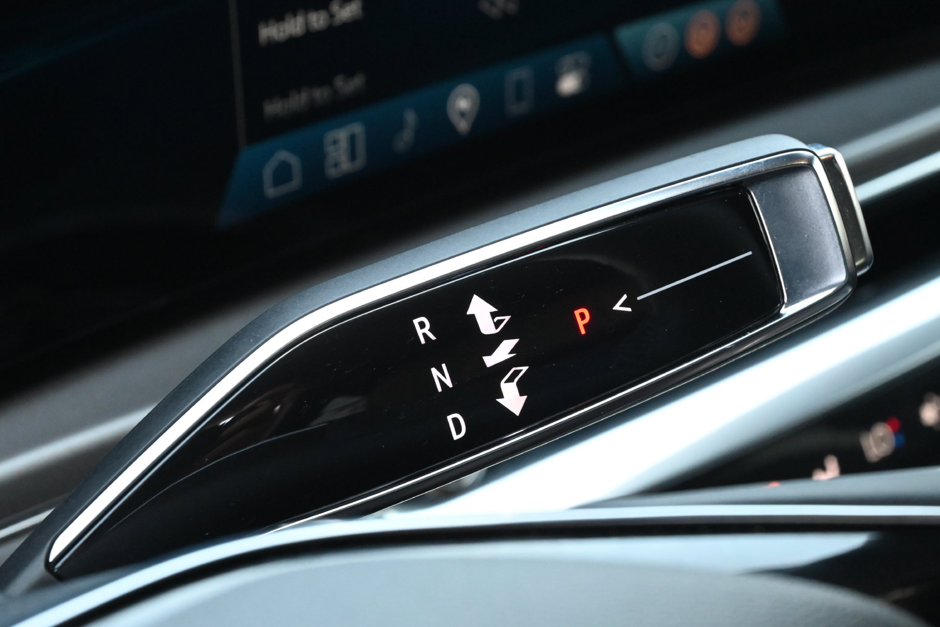 Used 2024 Cadillac Lyriq Tech RWD image 14
