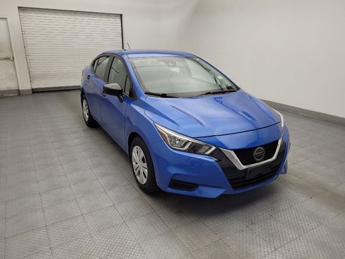 Used 2021 Nissan Versa S FWD image 13