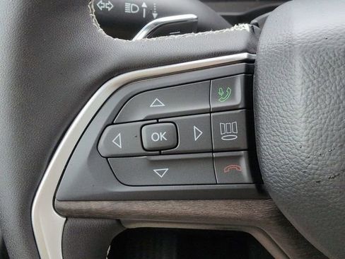 New 2026 Jeep Grand Cherokee Altitude RWD image 24