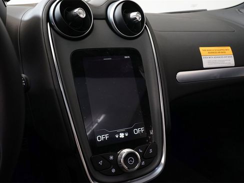 New 2025 McLaren GTS image 20