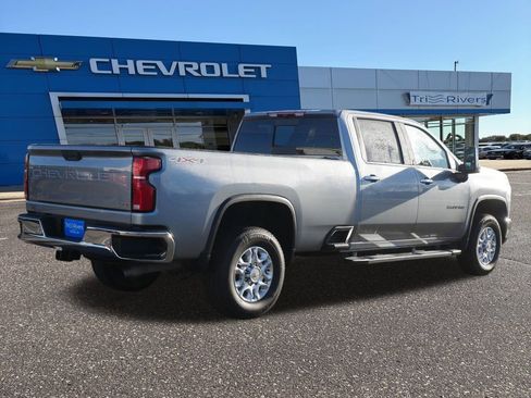 Used 2025 Chevrolet Silverado 3500 LTZ w/ LTZ Plus Package image 6