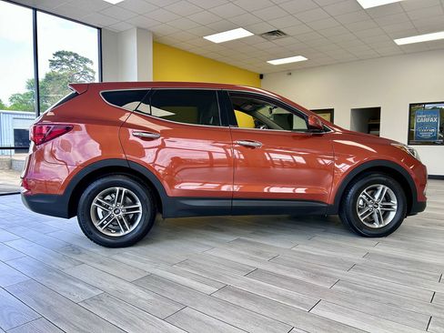 Used 2017 Hyundai Santa Fe Sport FWD image 5