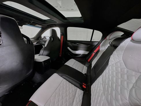 Used 2022 Cadillac CT5 V Blackwing image 23