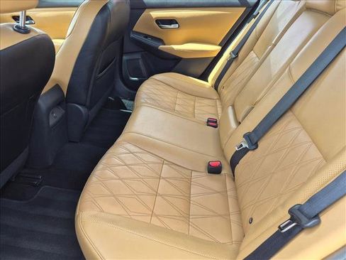 Used 2022 Nissan Sentra SV w/ SV Premium Package FWD image 17