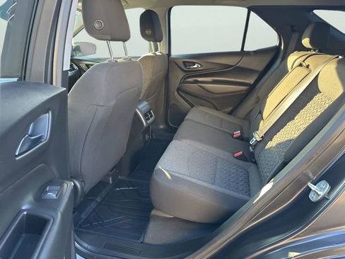 Used 2022 Chevrolet Equinox LT image 17