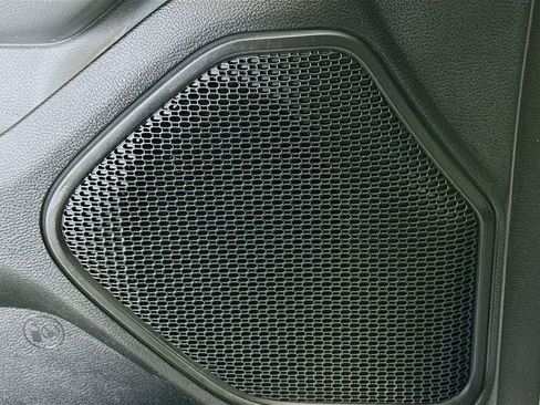 Used 2019 RAM 1500 Big Horn AWD/4WD image 19