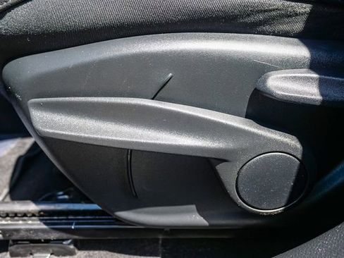 Used 2019 Jeep Compass Latitude FWD image 22