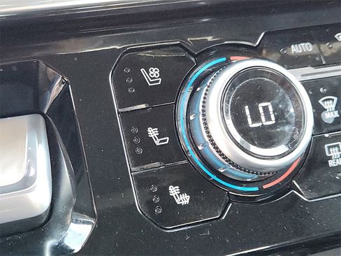 Used 2025 GMC Sierra 2500 Denali w/ Denali Reserve Package image 27