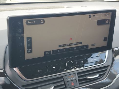 Certified 2023 Nissan Altima 2.5 SR w/ SR Premium Package image 21