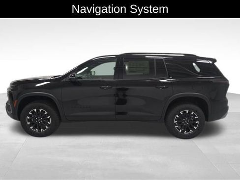 New 2026 Chevrolet Traverse Z71 w/ Enhanced Driving Package image 2
